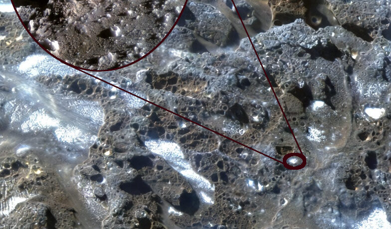 Un’indagine astrochimica e narrativa sulla cometa 3I/ATLAS